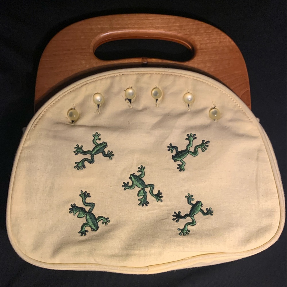 Island Shop Bermudan Bag
